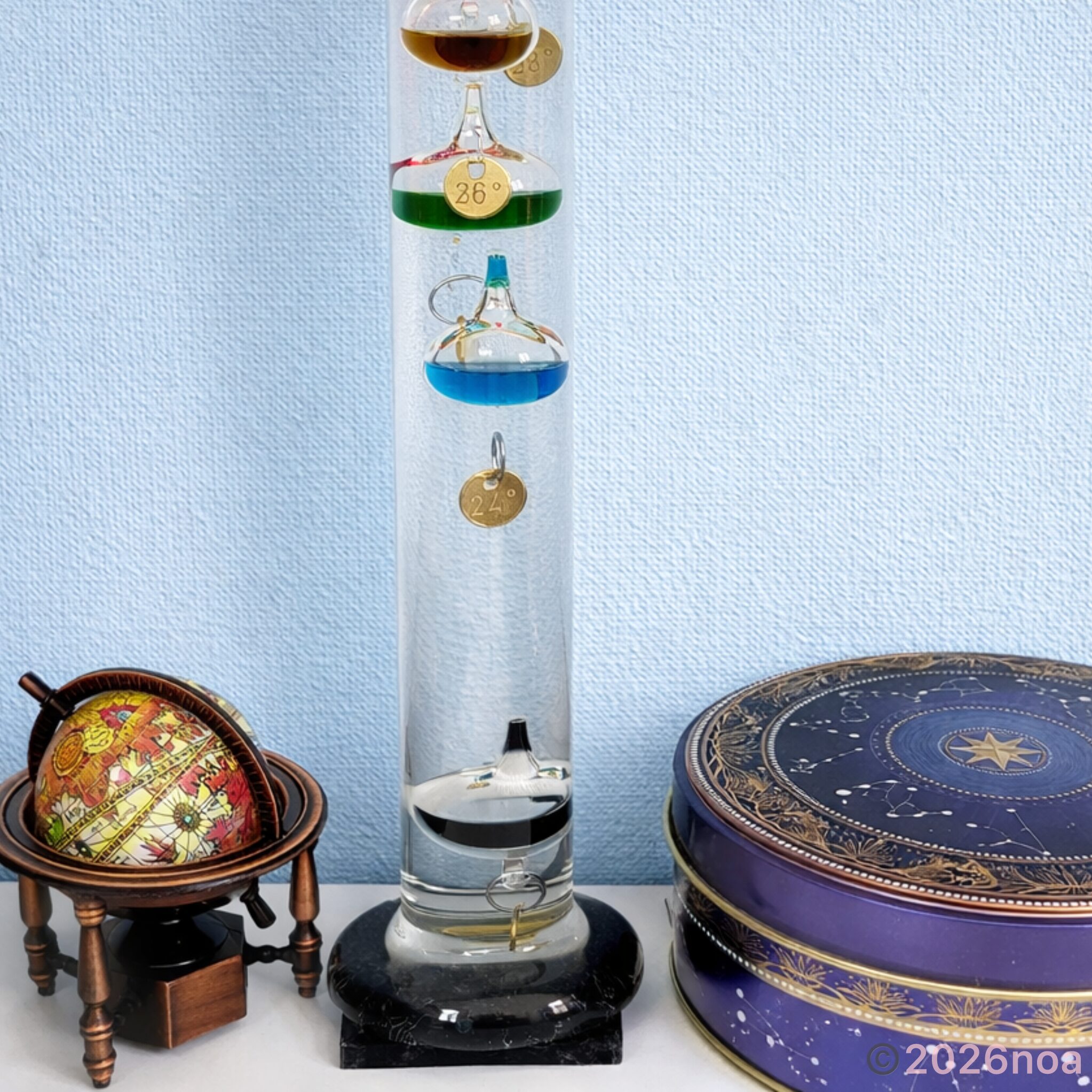 ガリレオ温度計 縦長タイプ インテリアとして飾った実物の写真